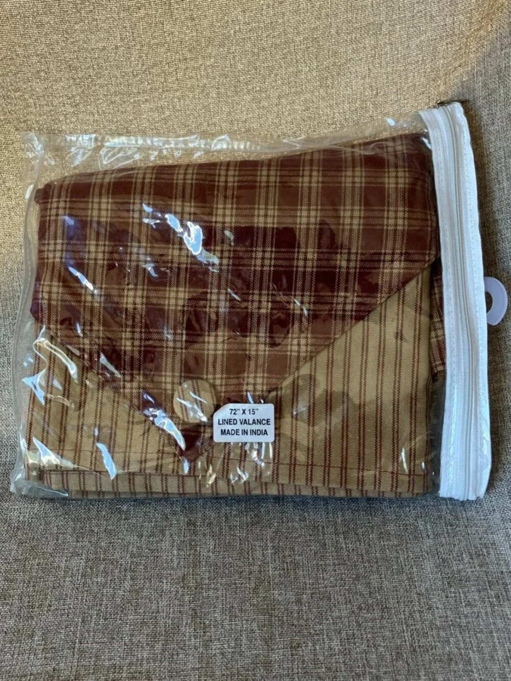 Sturbridge Point Valance in Wine Plaid/Stripe 72x15 Lined, New, Still in Package